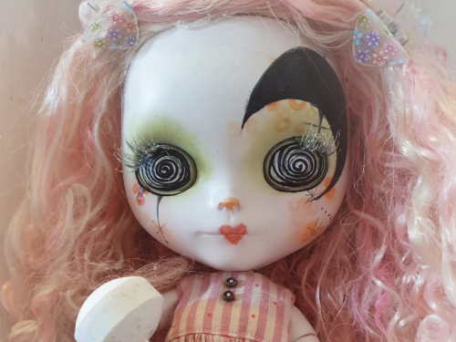 Custom blythe doll
